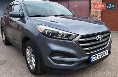 Внедорожник / Кроссовер Hyundai Tucson 2015 в 