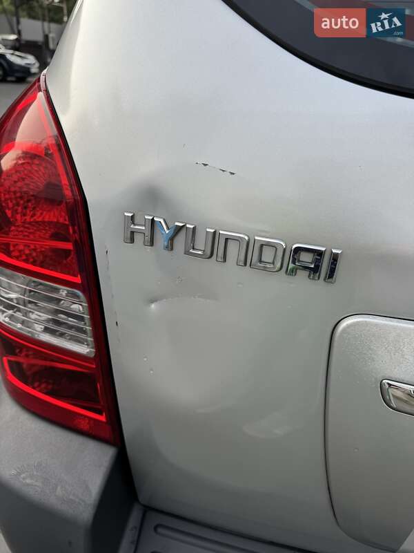 Позашляховик / Кросовер Hyundai Tucson 2011 в Києві