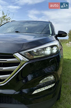 Внедорожник / Кроссовер Hyundai Tucson 2017 в 