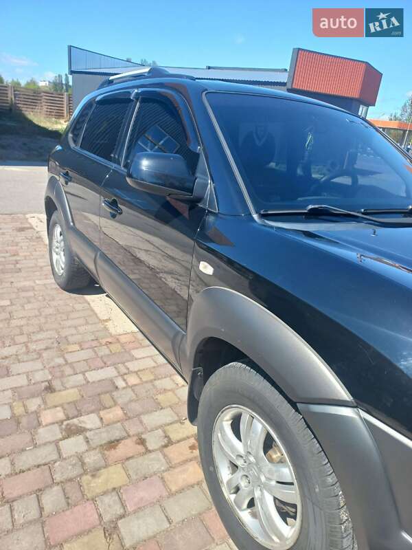 Позашляховик / Кросовер Hyundai Tucson 2005 в Овручі
