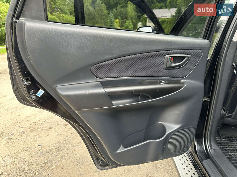 Позашляховик / Кросовер Hyundai Tucson 2005 в Дрогобичі