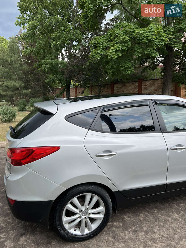 Позашляховик / Кросовер Hyundai Tucson 2012 в Кривому Розі