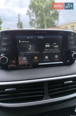 Внедорожник / Кроссовер Hyundai Tucson 2019 в 