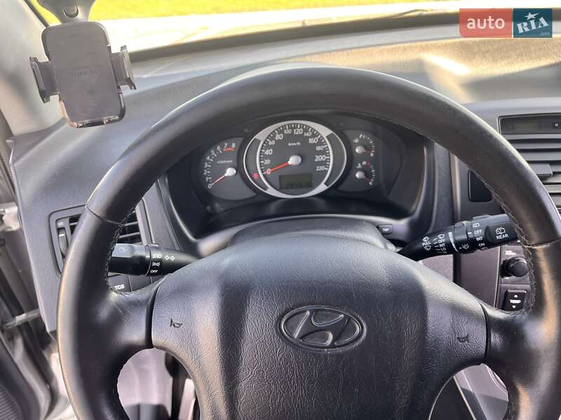Позашляховик / Кросовер Hyundai Tucson 2008 в Львові