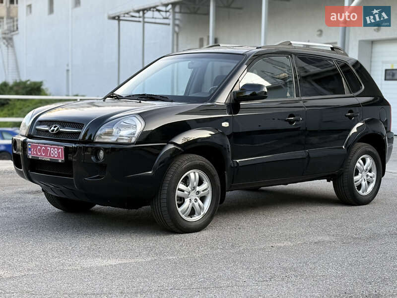 Внедорожник / Кроссовер Hyundai Tucson 2008 в 