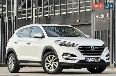 Внедорожник / Кроссовер Hyundai Tucson 2017 в 