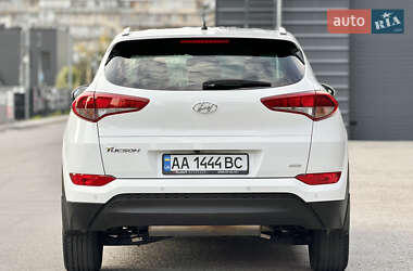 Внедорожник / Кроссовер Hyundai Tucson 2017 в 