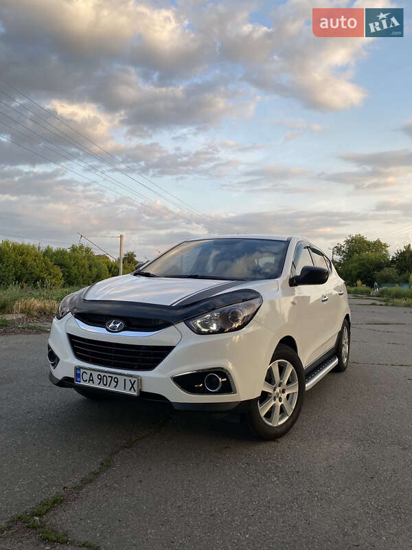 Позашляховик / Кросовер Hyundai Tucson 2012 в Смілі