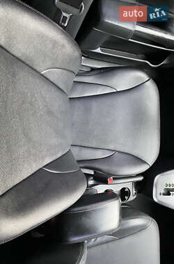 Внедорожник / Кроссовер Hyundai Tucson 2009 в 