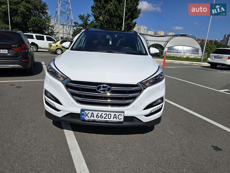 Позашляховик / Кросовер Hyundai Tucson 2017 в Києві