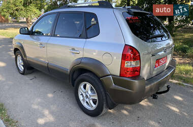Внедорожник / Кроссовер Hyundai Tucson 2007 в 