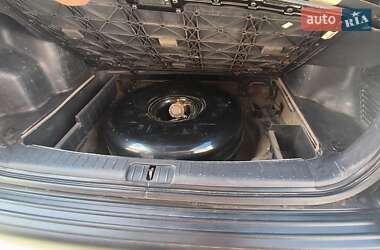 Внедорожник / Кроссовер Hyundai Tucson 2008 в 