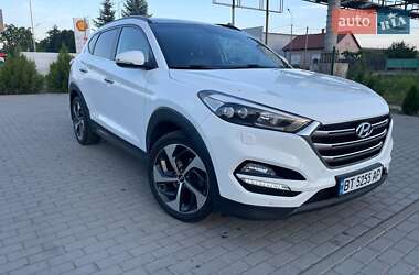 Позашляховик / Кросовер Hyundai Tucson 2016 в Мукачевому