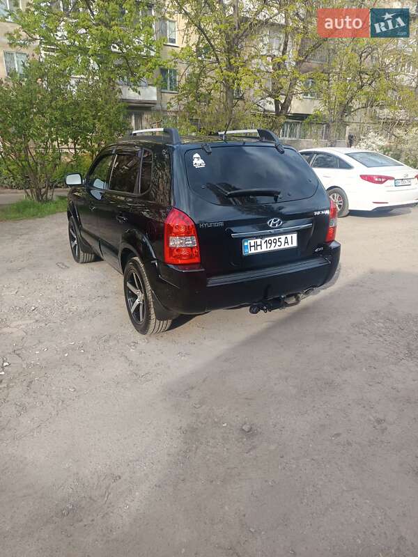 Позашляховик / Кросовер Hyundai Tucson 2009 в Одесі