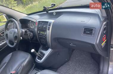 Позашляховик / Кросовер Hyundai Tucson 2010 в 