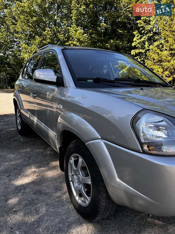 Внедорожник / Кроссовер Hyundai Tucson 2008 в Харькове фото 16 Внедорожник / Кроссовер Hyundai Tucson 2008 в Харькове