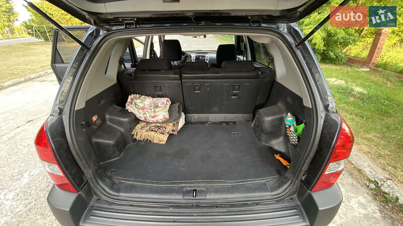 Внедорожник / Кроссовер Hyundai Tucson 2008 в Бердичеве фото 9 Внедорожник / Кроссовер Hyundai Tucson 2008 в Бердичеве