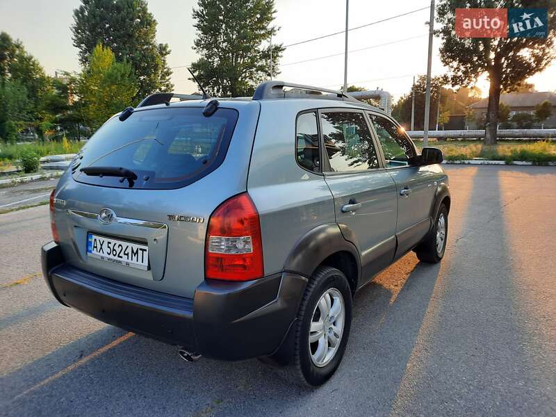 Внедорожник / Кроссовер Hyundai Tucson 2006 в Харькове