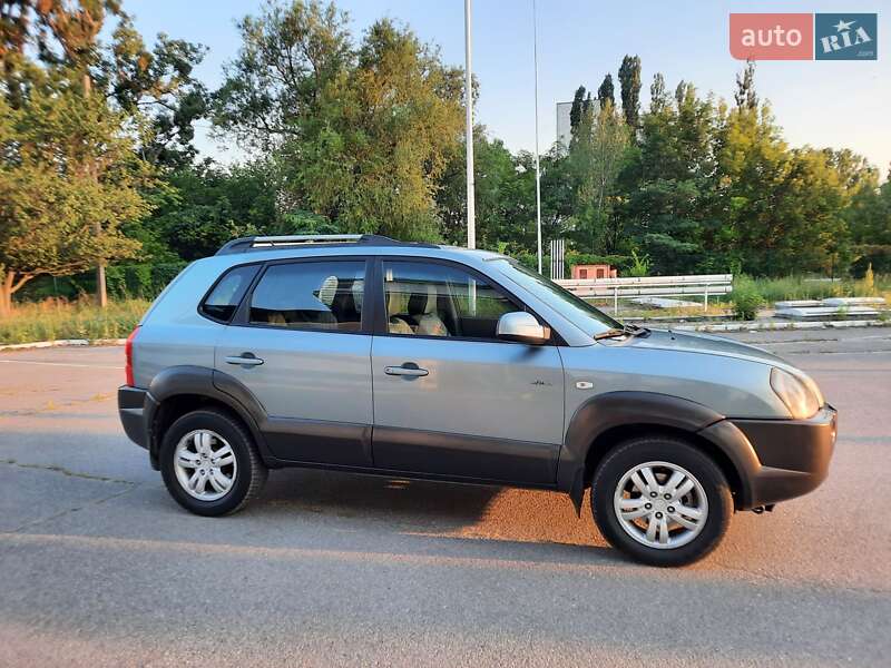 Внедорожник / Кроссовер Hyundai Tucson 2006 в Харькове
