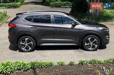 Позашляховик / Кросовер Hyundai Tucson 2018 в 