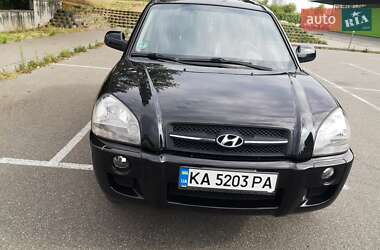 Внедорожник / Кроссовер Hyundai Tucson 2006 в 