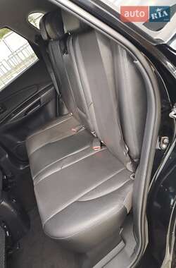 Внедорожник / Кроссовер Hyundai Tucson 2006 в 