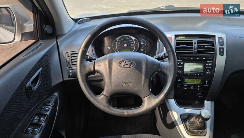 Внедорожник / Кроссовер Hyundai Tucson 2011 в Сумах