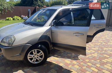 Внедорожник / Кроссовер Hyundai Tucson 2007 в 