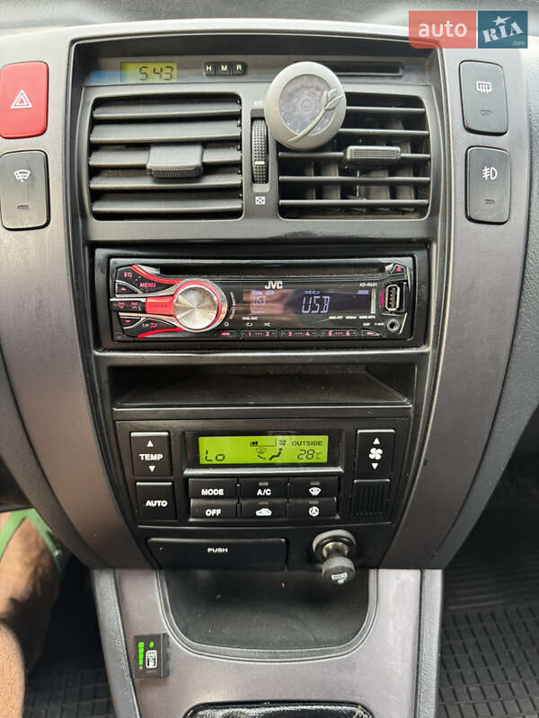Внедорожник / Кроссовер Hyundai Tucson 2006 в Харькове