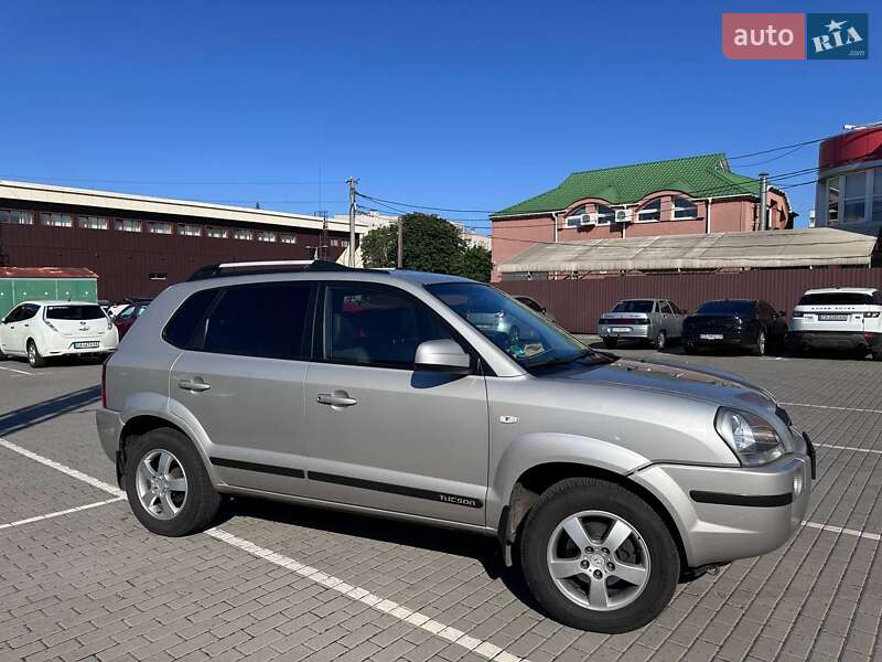 Внедорожник / Кроссовер Hyundai Tucson 2006 в Черкассах