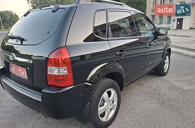 Позашляховик / Кросовер Hyundai Tucson 2007 в 