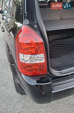 Позашляховик / Кросовер Hyundai Tucson 2007 в 