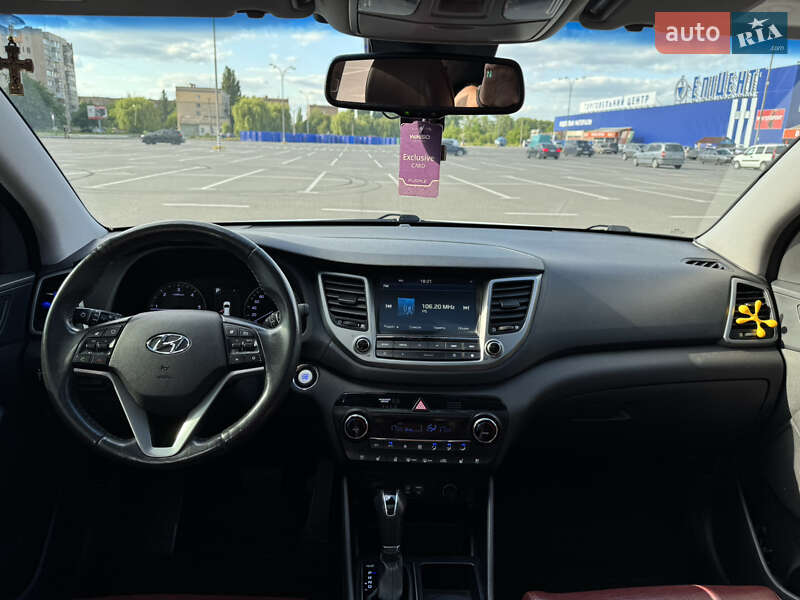 Внедорожник / Кроссовер Hyundai Tucson 2017 в Каменец-Подольском