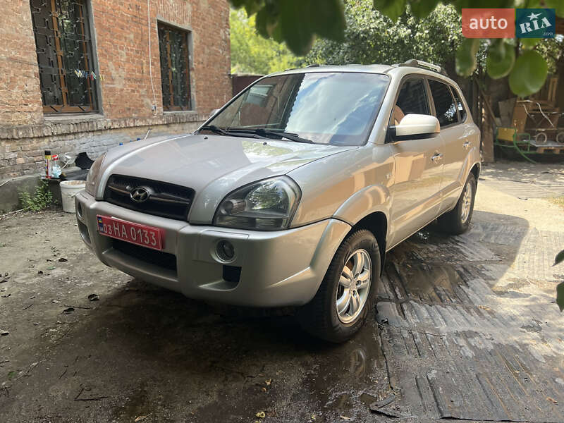Позашляховик / Кросовер Hyundai Tucson 2009 в Дніпрі