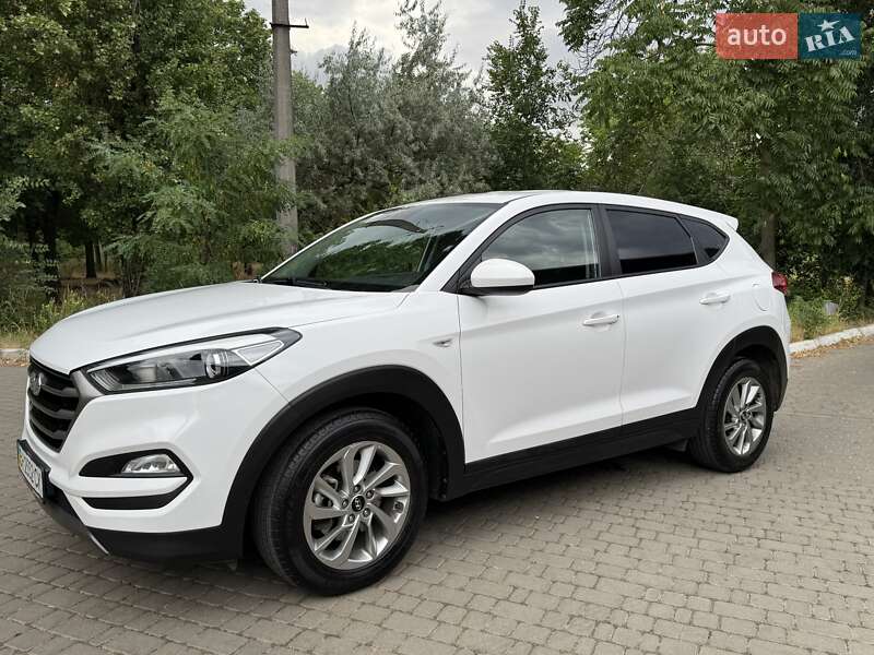 Внедорожник / Кроссовер Hyundai Tucson 2015 в Одессе