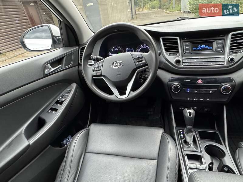 Внедорожник / Кроссовер Hyundai Tucson 2015 в Одессе