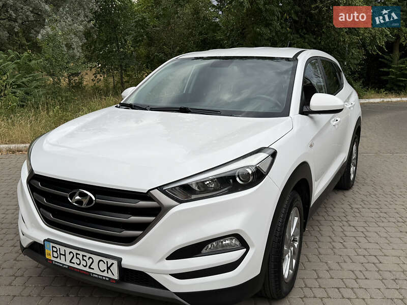 Внедорожник / Кроссовер Hyundai Tucson 2015 в Одессе