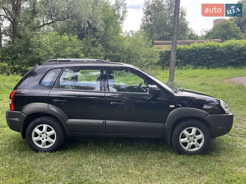 Внедорожник / Кроссовер Hyundai Tucson 2005 в Шептицькому