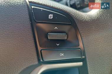Внедорожник / Кроссовер Hyundai Tucson 2015 в 