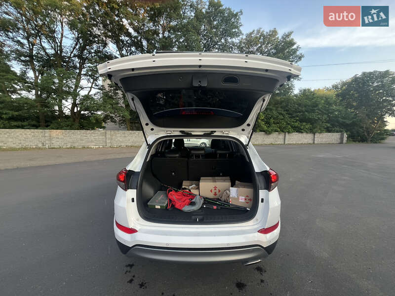 Внедорожник / Кроссовер Hyundai Tucson 2016 в Житомире фото 23 Внедорожник / Кроссовер Hyundai Tucson 2016 в Житомире