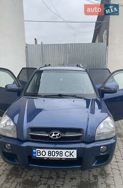 Внедорожник / Кроссовер Hyundai Tucson 2006 в 
