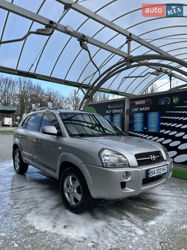 Внедорожник / Кроссовер Hyundai Tucson 2005 в Кропивницком фото 2 Внедорожник / Кроссовер Hyundai Tucson 2005 в Кропивницком