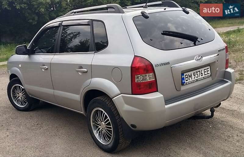 Внедорожник / Кроссовер Hyundai Tucson 2005 в Ромнах