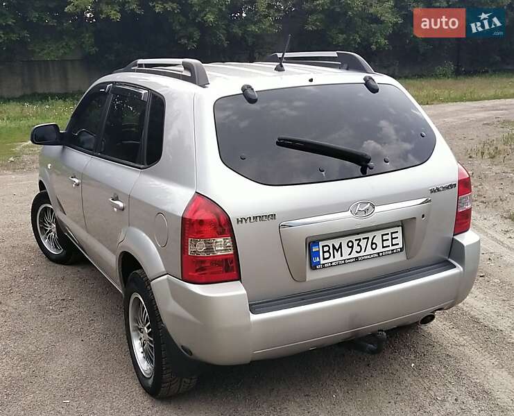 Внедорожник / Кроссовер Hyundai Tucson 2005 в Ромнах