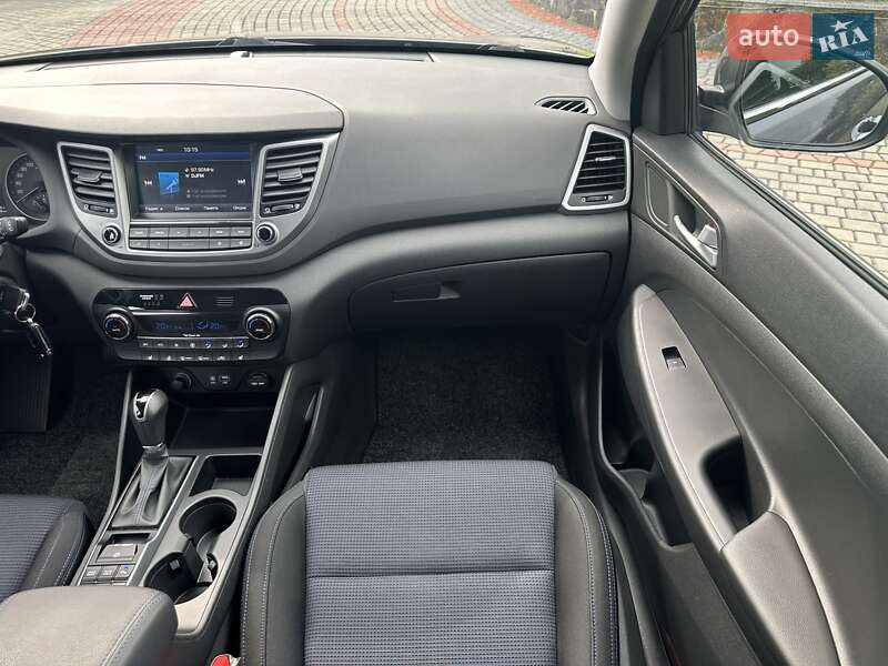 Внедорожник / Кроссовер Hyundai Tucson 2015 в Луцке