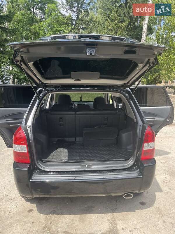 Внедорожник / Кроссовер Hyundai Tucson 2008 в Львове