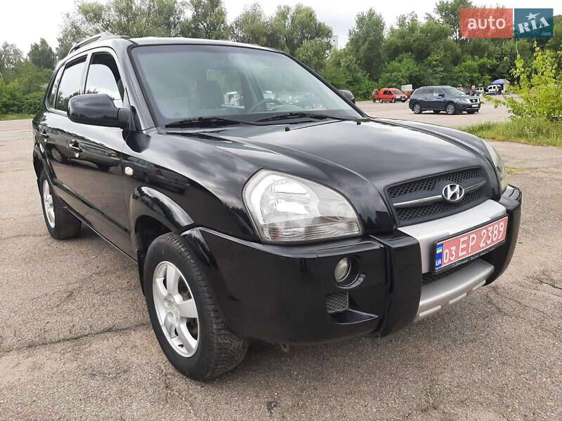 Позашляховик / Кросовер Hyundai Tucson 2006 в Чернігові