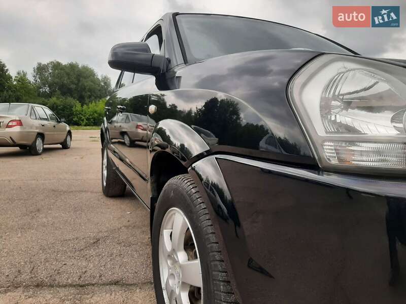 Позашляховик / Кросовер Hyundai Tucson 2006 в Чернігові