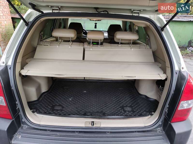 Позашляховик / Кросовер Hyundai Tucson 2007 в Києві
