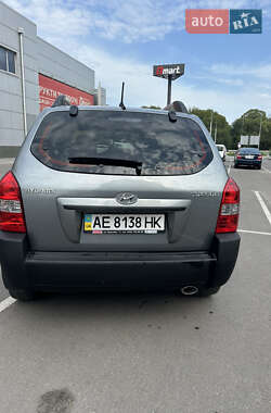 Внедорожник / Кроссовер Hyundai Tucson 2013 в 